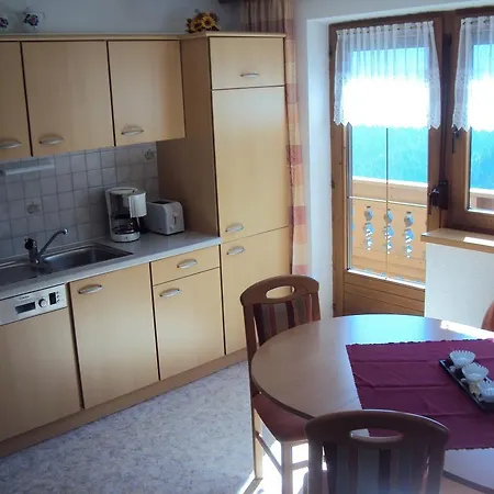Apartment Haus Eben *