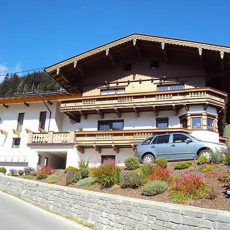 Haus Eben Apartment Hippach